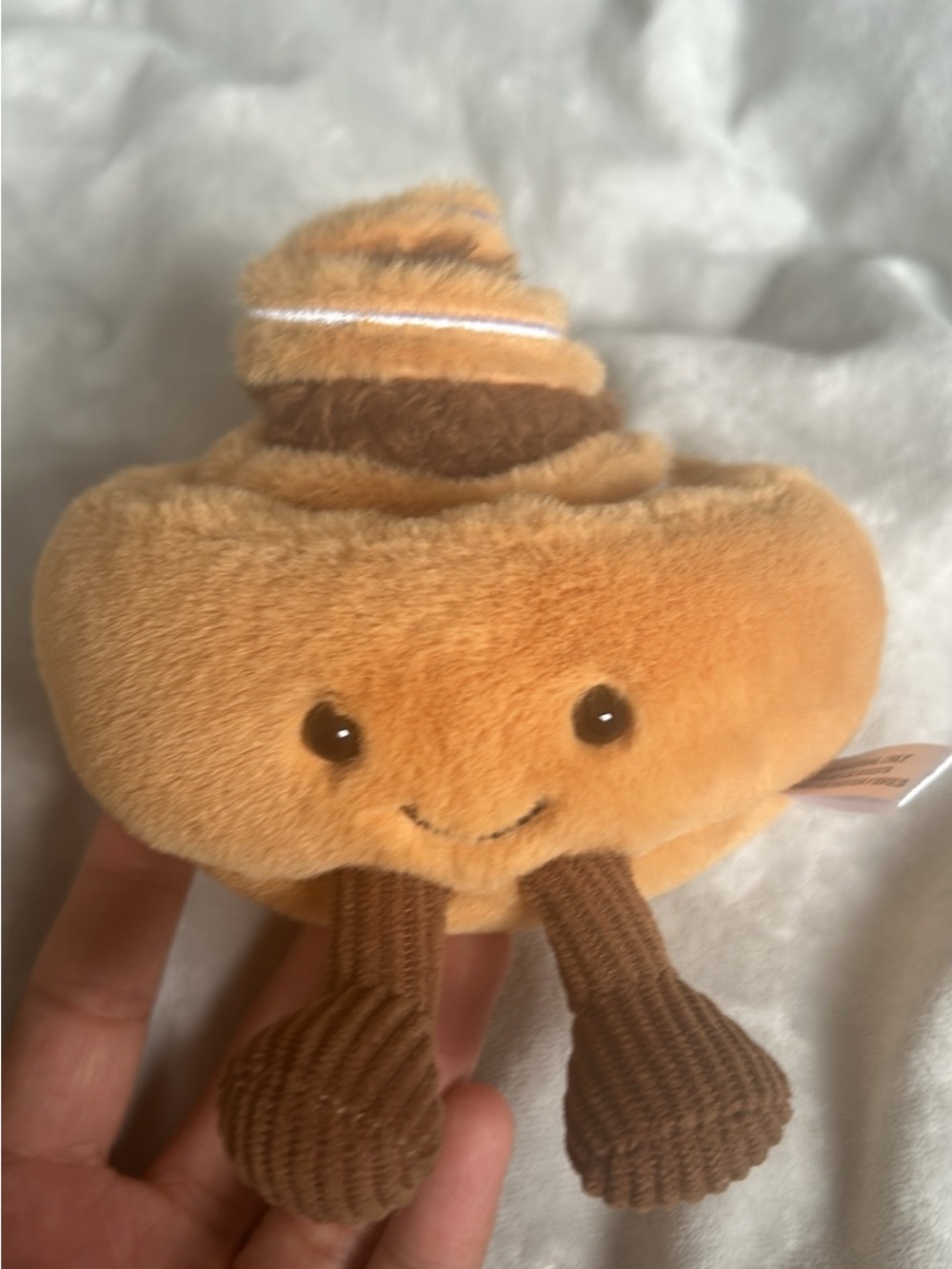 Cinnamon roll plushie